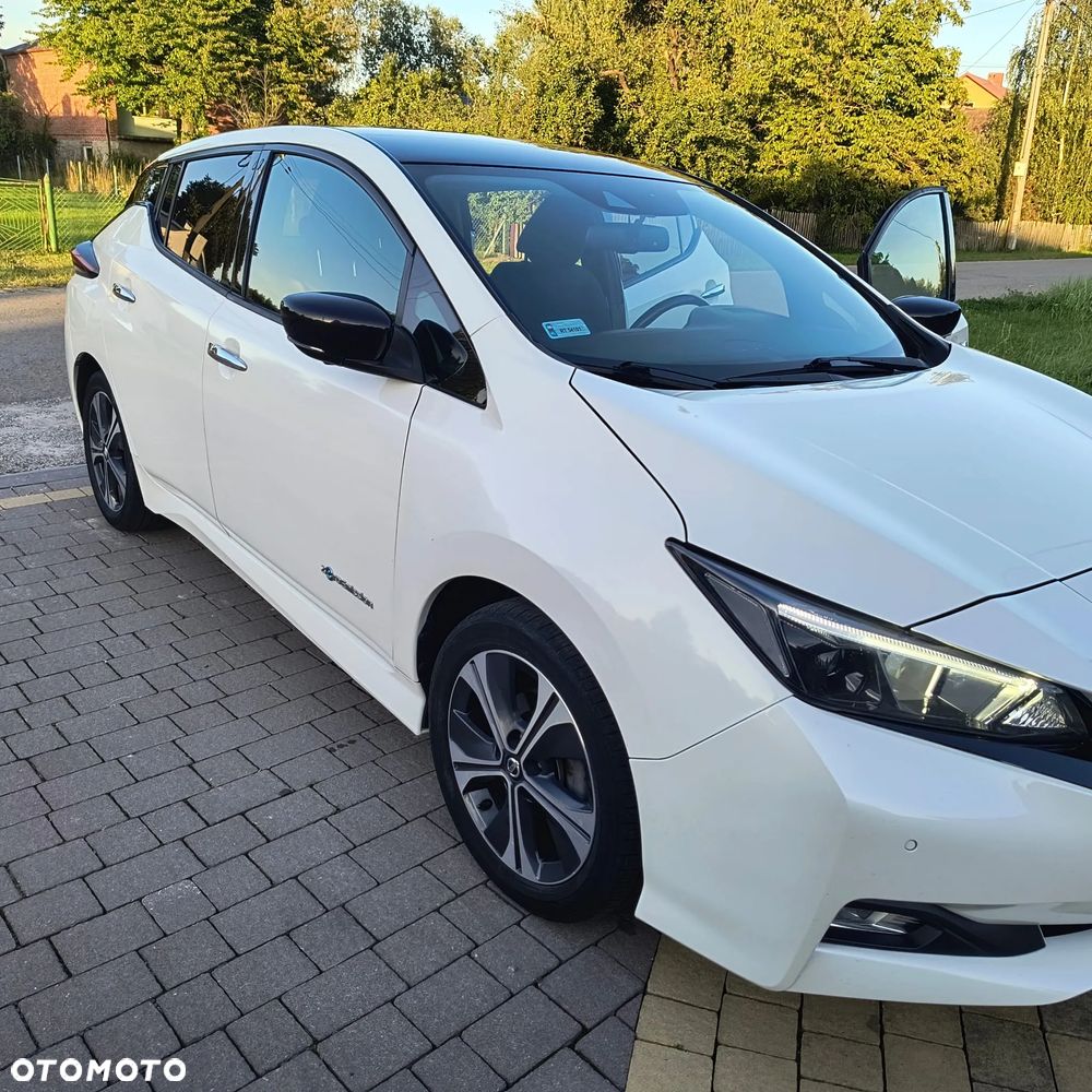 Nissan Leaf 40kWh N-Connecta - 16