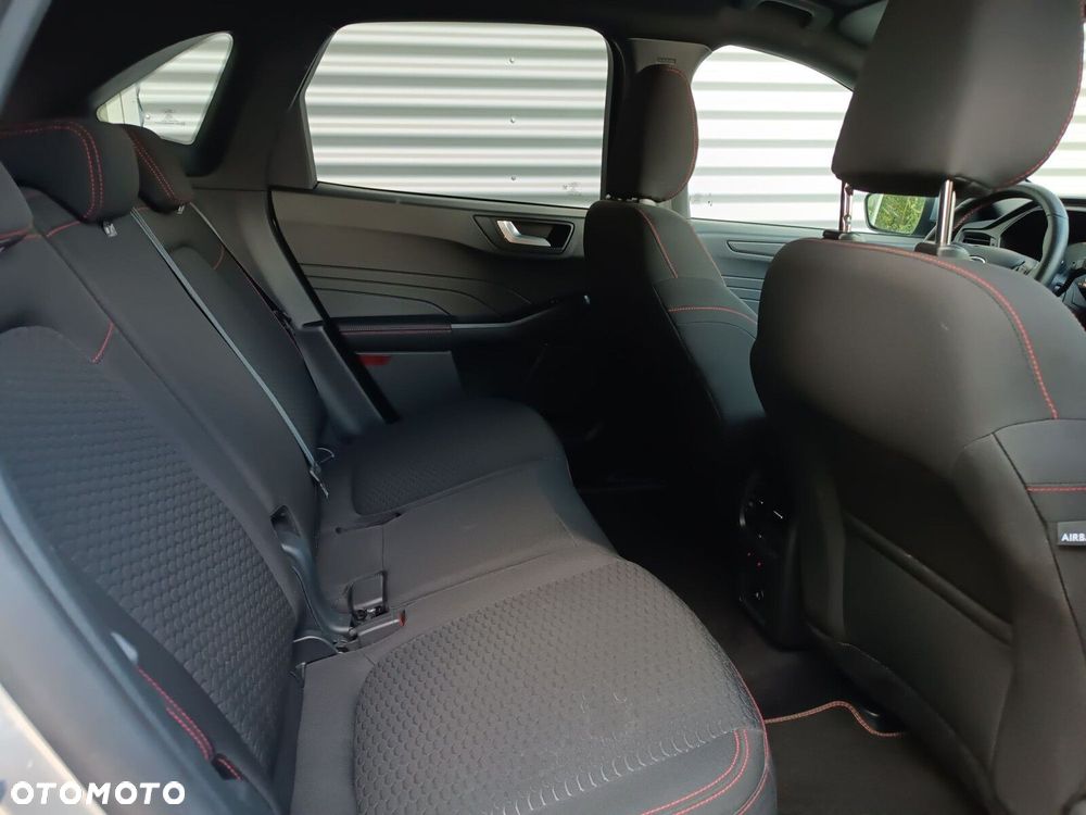 Ford Kuga - 33