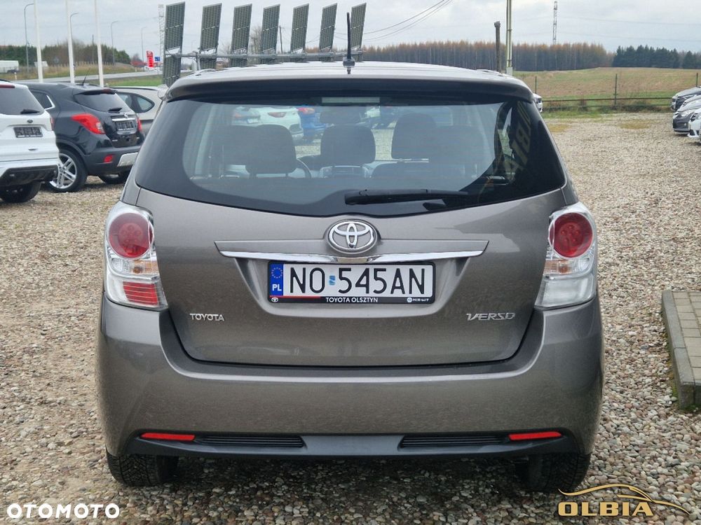 Toyota Verso - 10