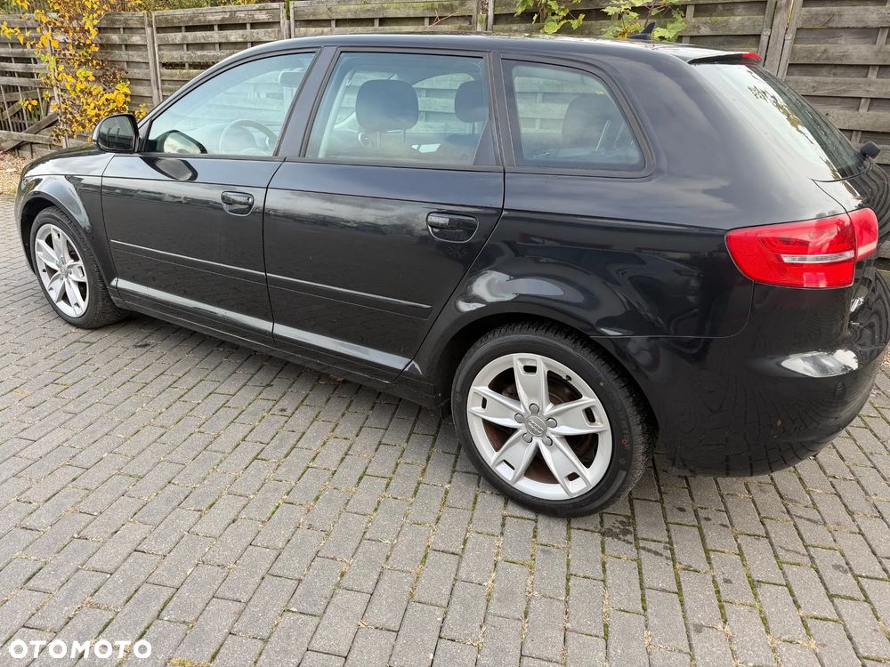 Audi A3 Sportback - 5