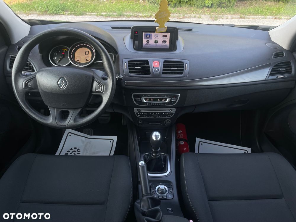 Renault Megane 1.5 dCi Privilege - 11