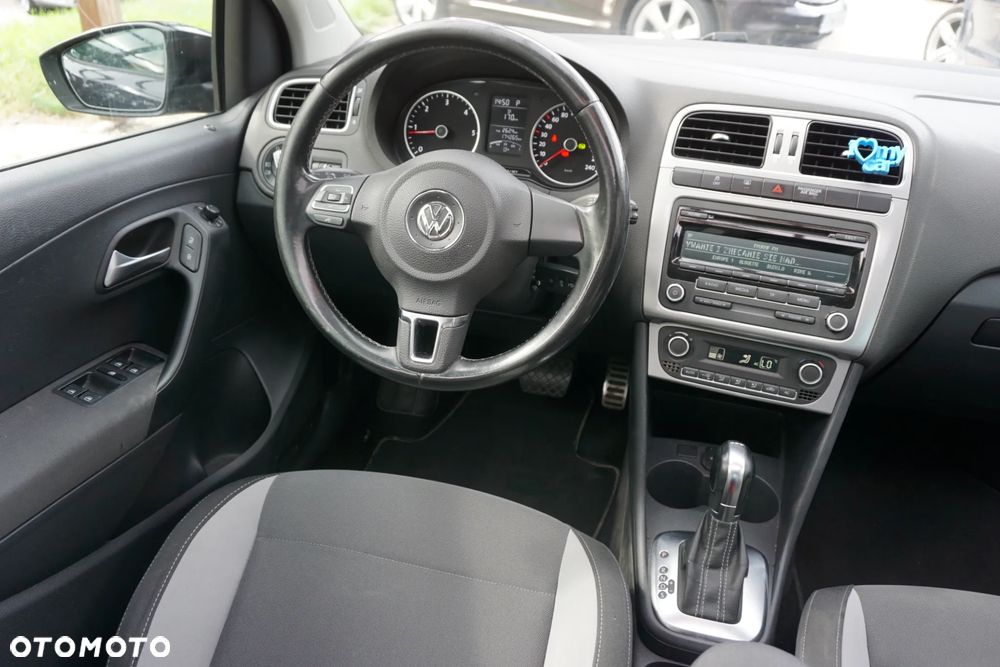 Volkswagen Polo 1.6 TDI DSG Life - 16