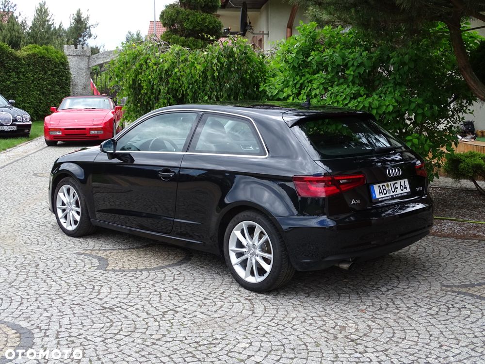 Audi A3 3-drzwiowe 1.4 TFSI S line Sportpaket - 3