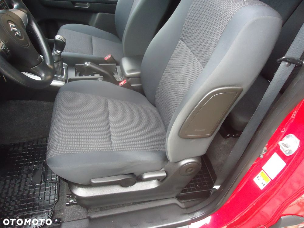 Suzuki Grand Vitara 1.6 Comfort - 16