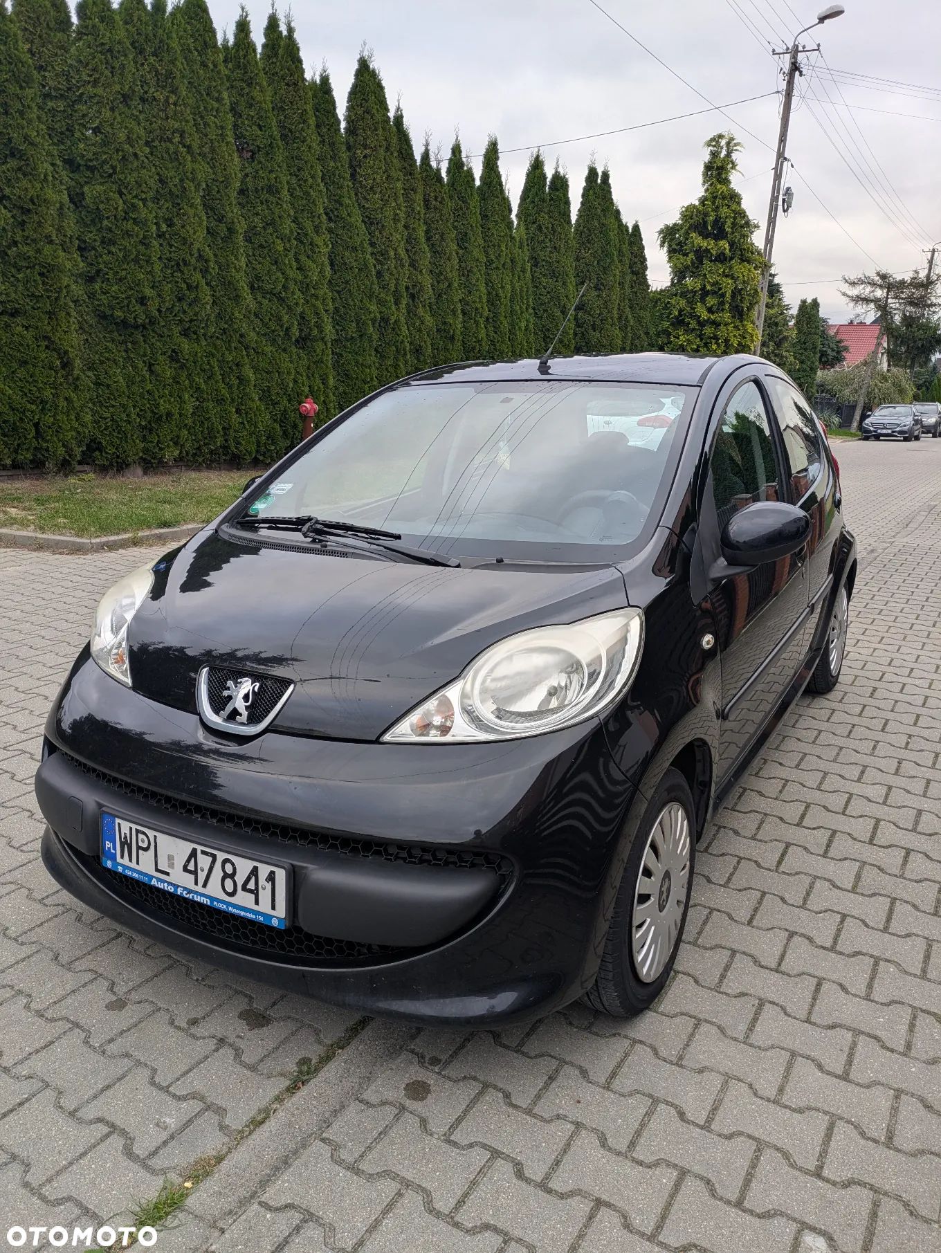 Peugeot 107 1.0 Happy - 1