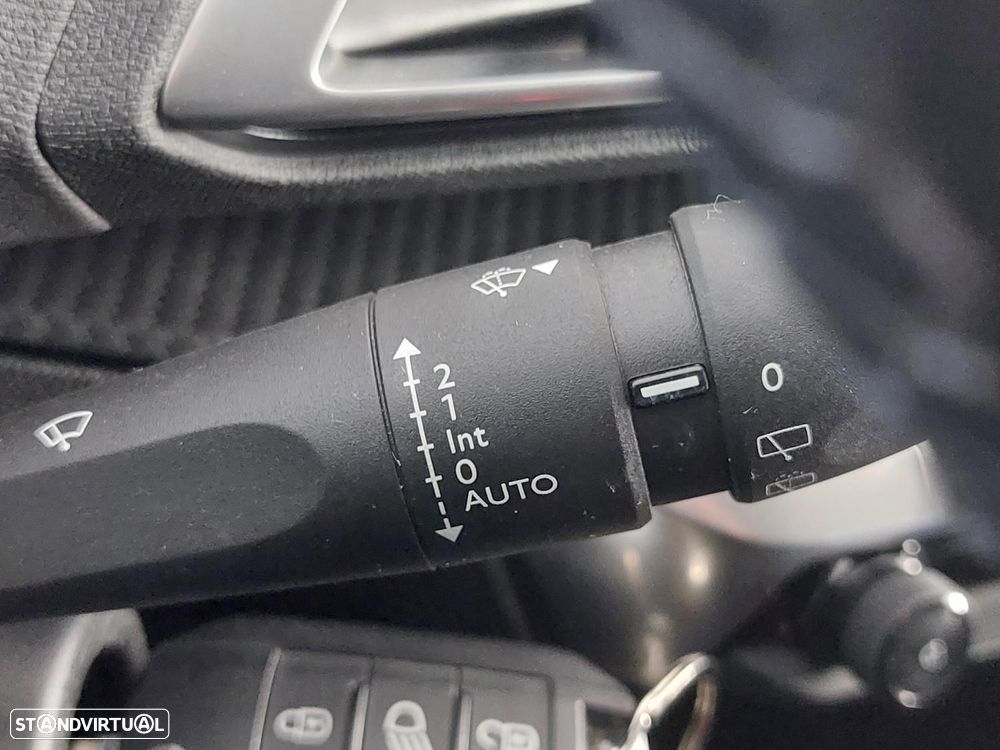 Peugeot 3008 1.5 BlueHDi Active - 30