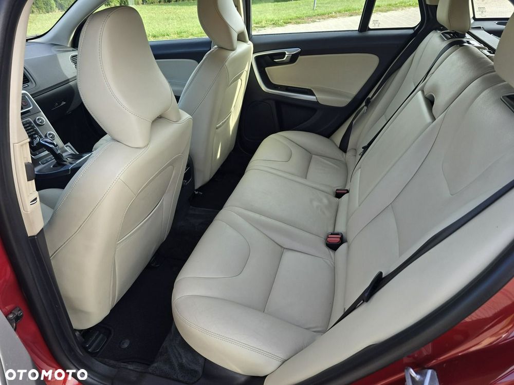 Volvo V60 - 18