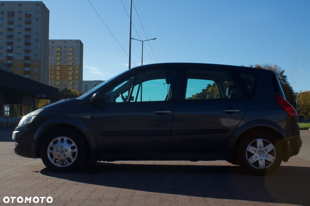 Renault Scenic 1.6 16V Alize - 2