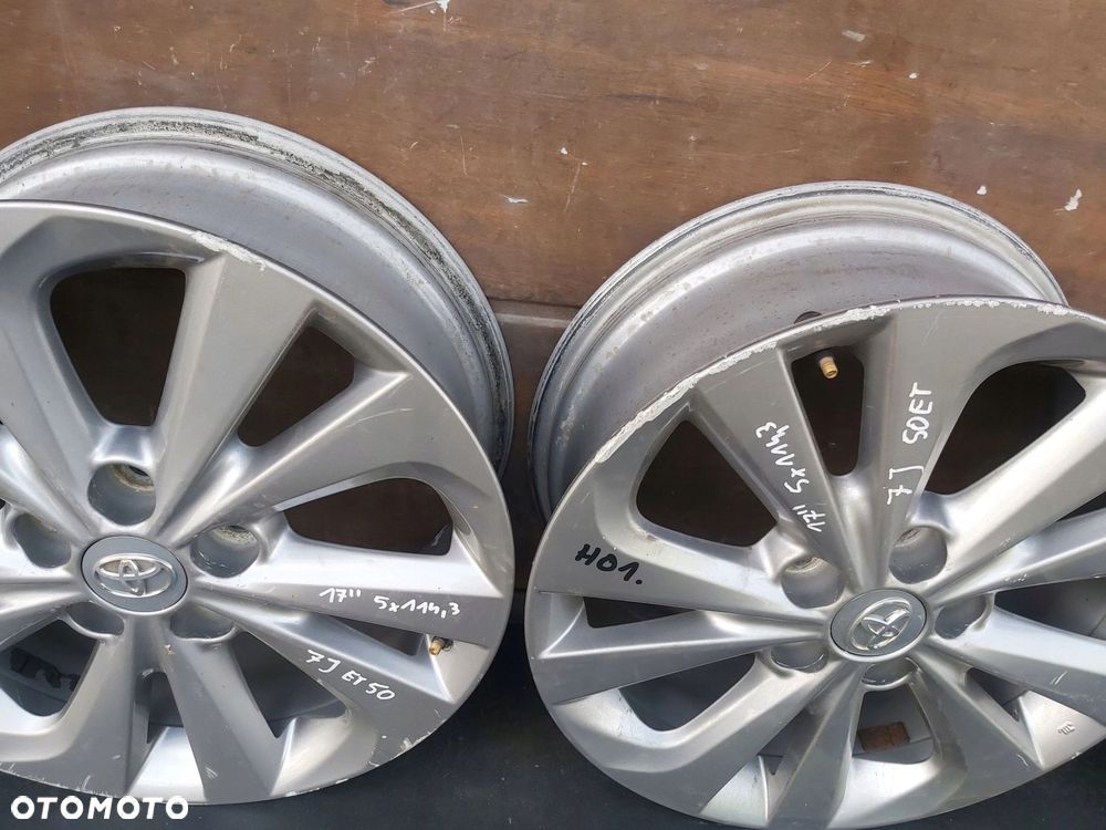 Toyota Auris Corolla E16 E18 Avensis T27 Alufelgi felgi 17 5x114,3 7J et50 - 7