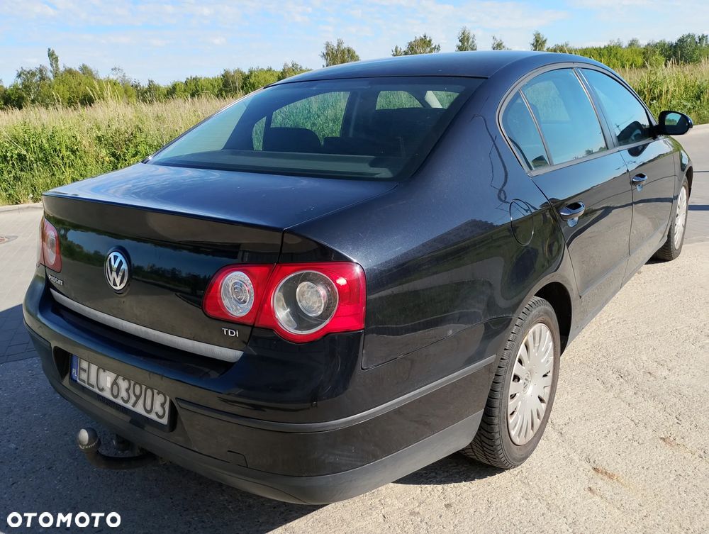 Volkswagen Passat 1.9 TDI DPF Trendline - 5
