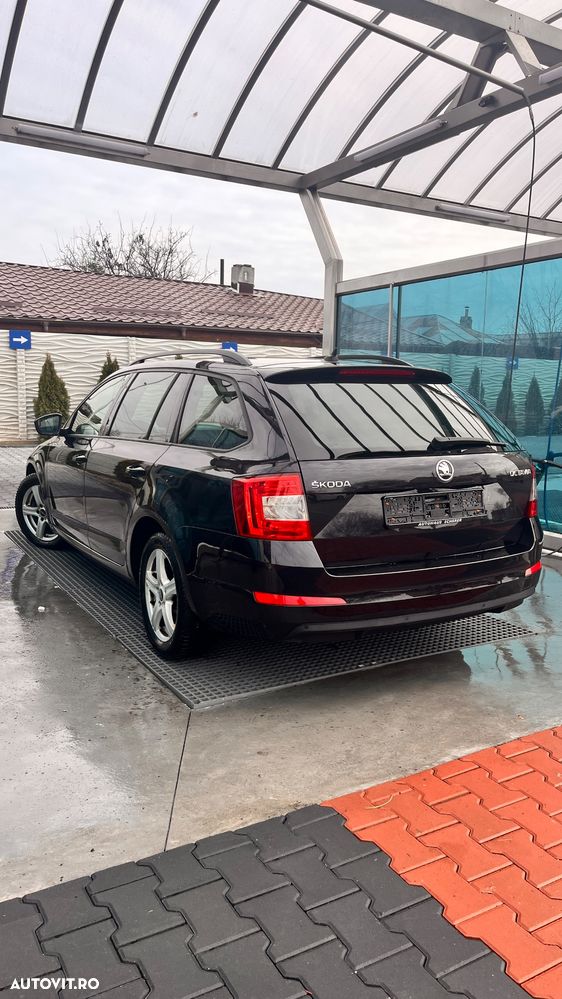 Skoda Octavia 1.6 TDI Green tec DSG Solution - 8