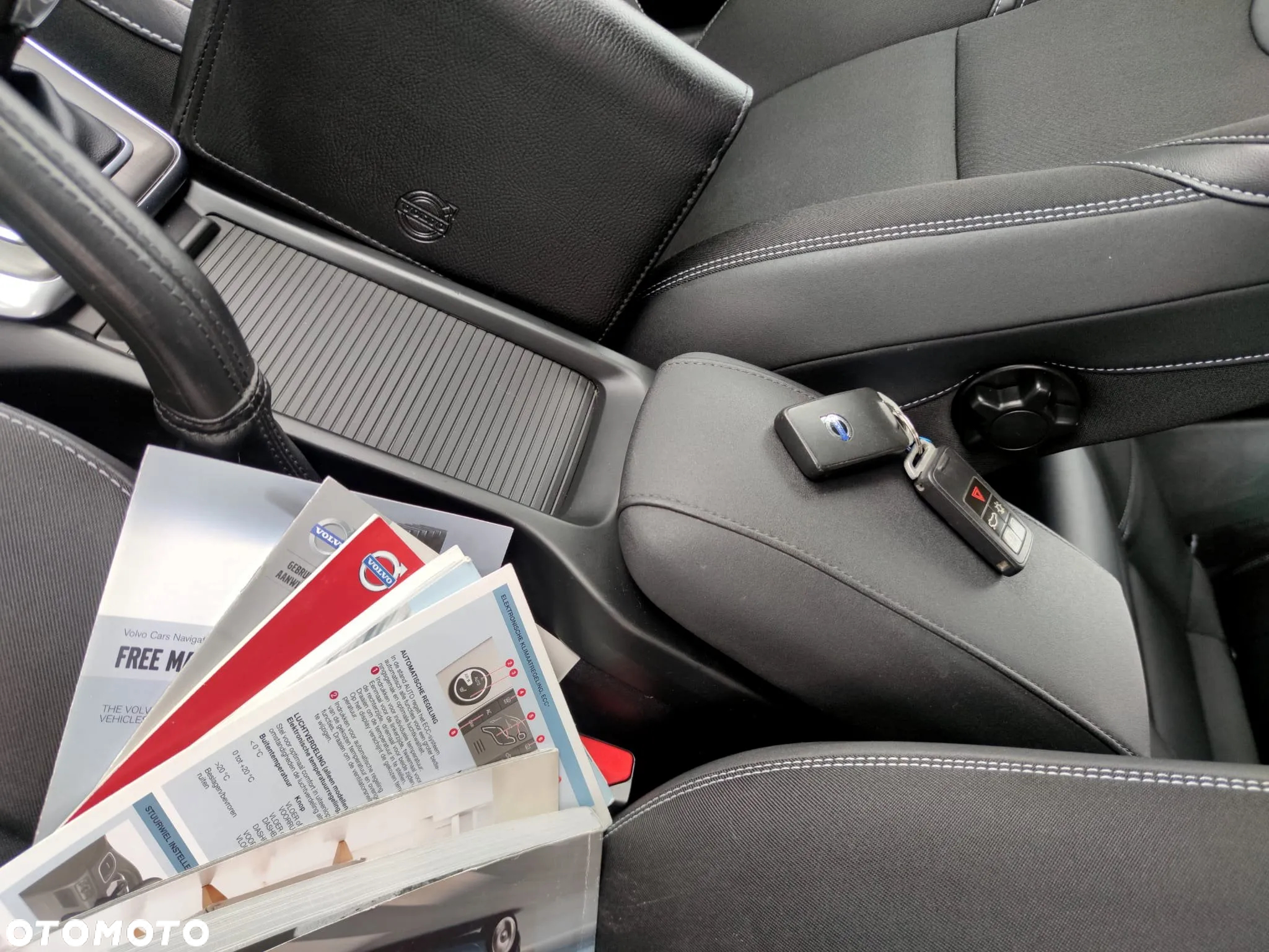 Volvo V40 D2 Momentum - 38