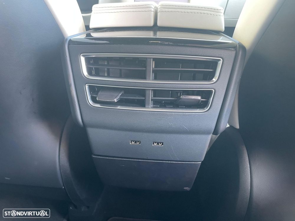 Tesla Model X 100D - 12