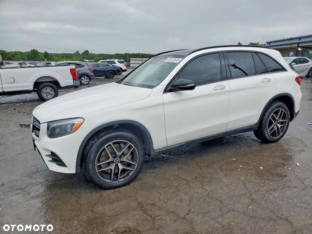 Mercedes-Benz GLC - 2