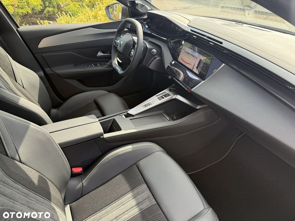 Peugeot 408 1.2 PureTech mHEV GT Exclusive S&S e-DSC6 - 19