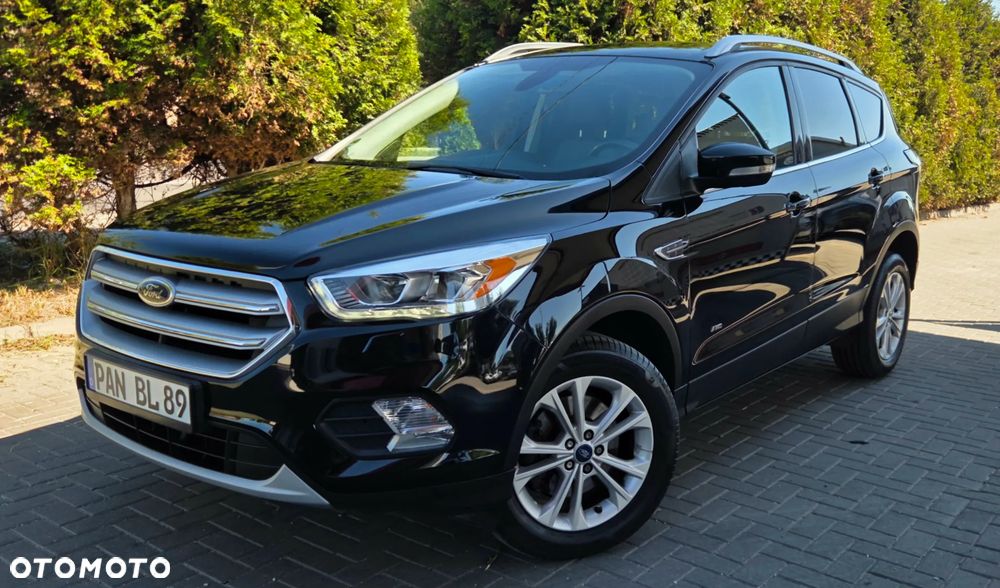 Ford Kuga 2.0 TDCi 4x4 Titanium - 4