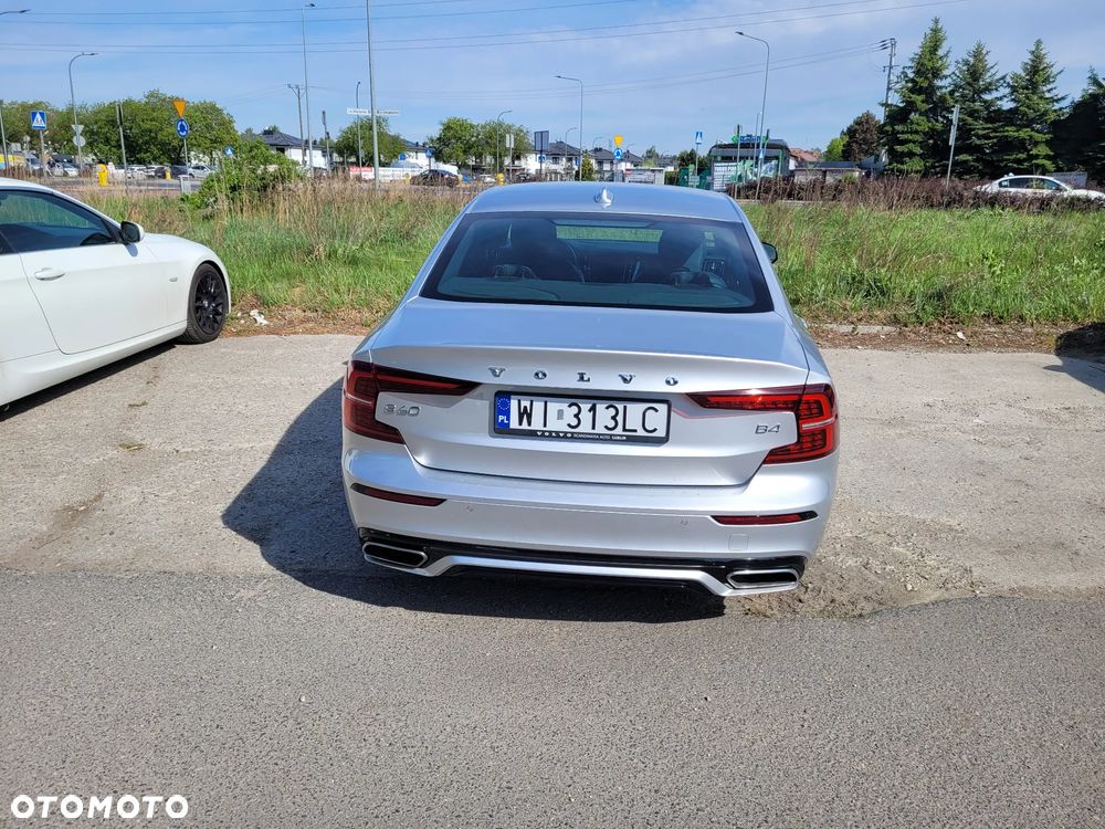 Volvo S60 B4 B R-Design - 5
