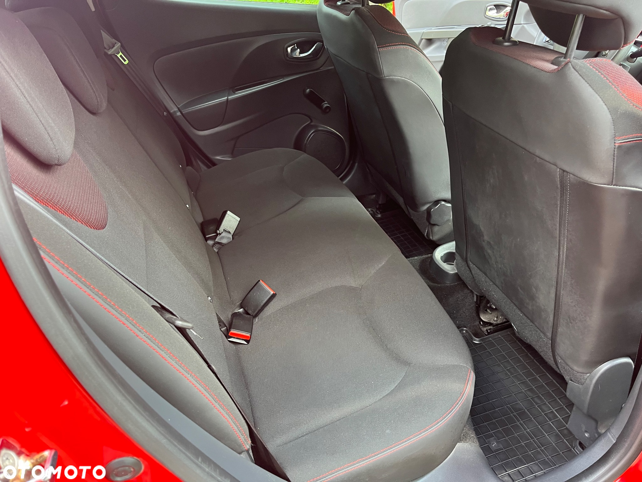 Renault Clio - 21