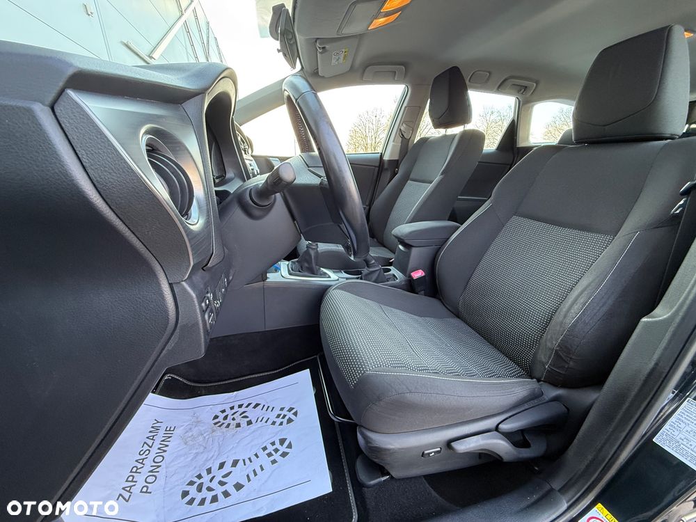 Toyota Auris 1.6 Life+ - 15