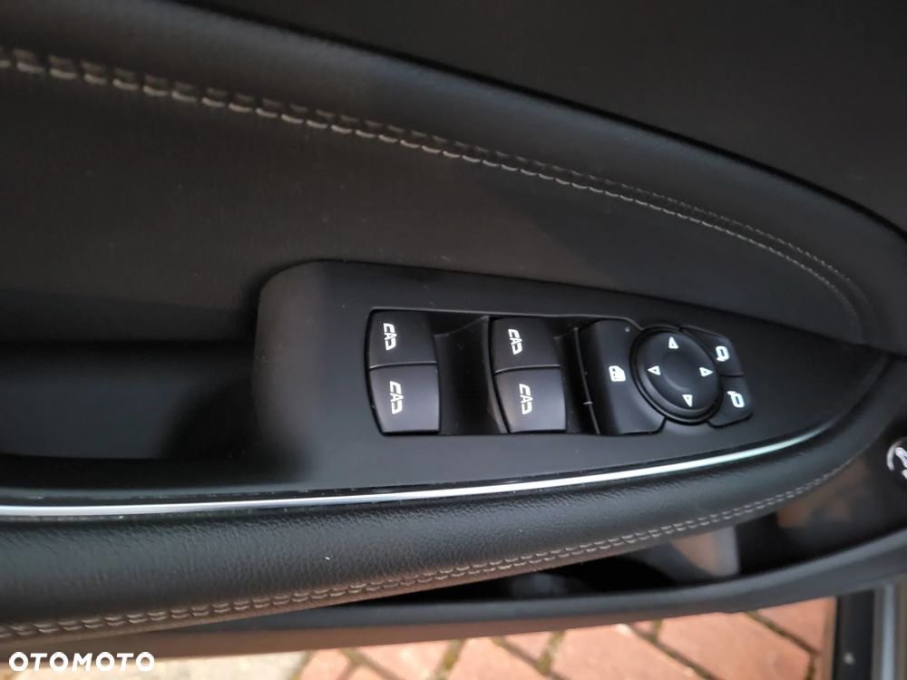 Opel Insignia 2.0 Exclusive - 19