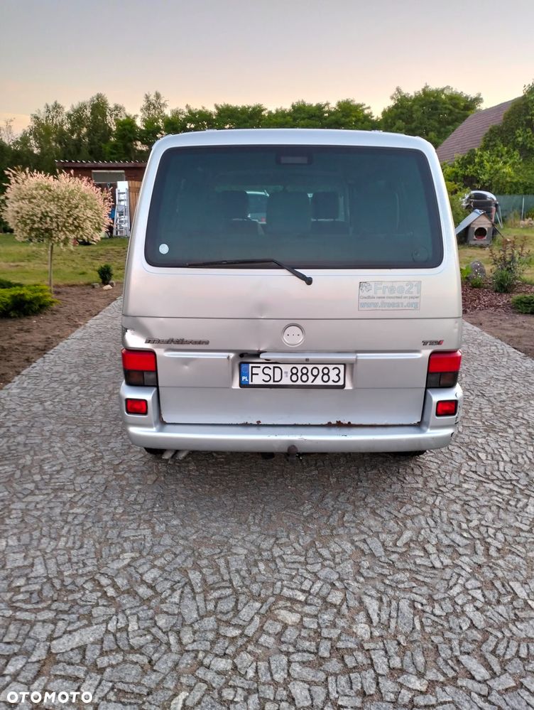 Volkswagen Multivan - 4