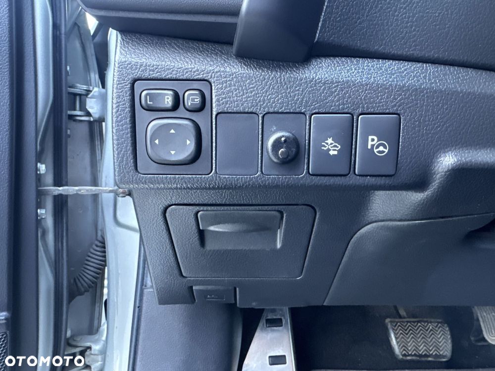 Toyota Auris - 22