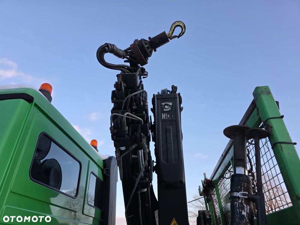 Mercedes-Benz ACTROS - 15