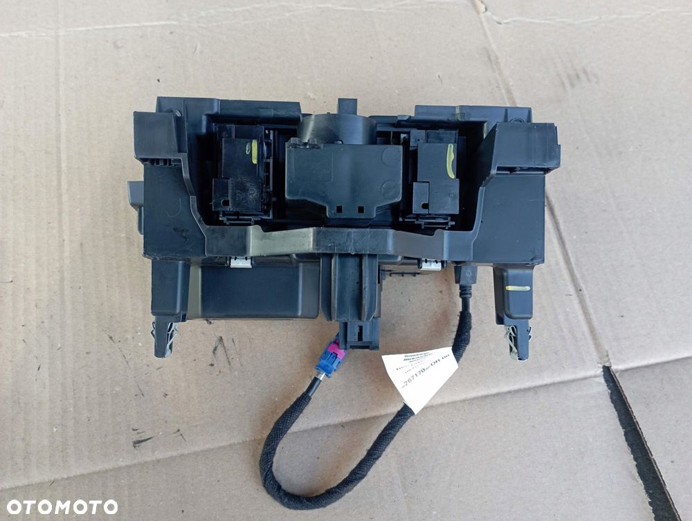 PEUGEOT 308 T9 SCHOWEK GNIAZDO 98182701ZD - 4