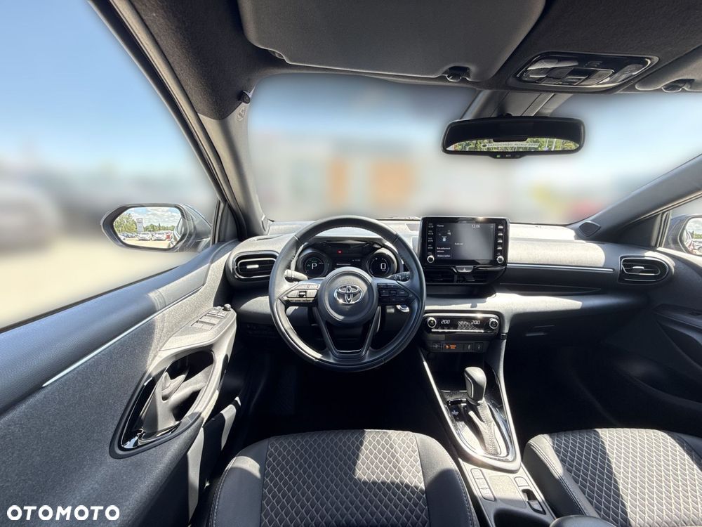 Toyota Yaris - 13