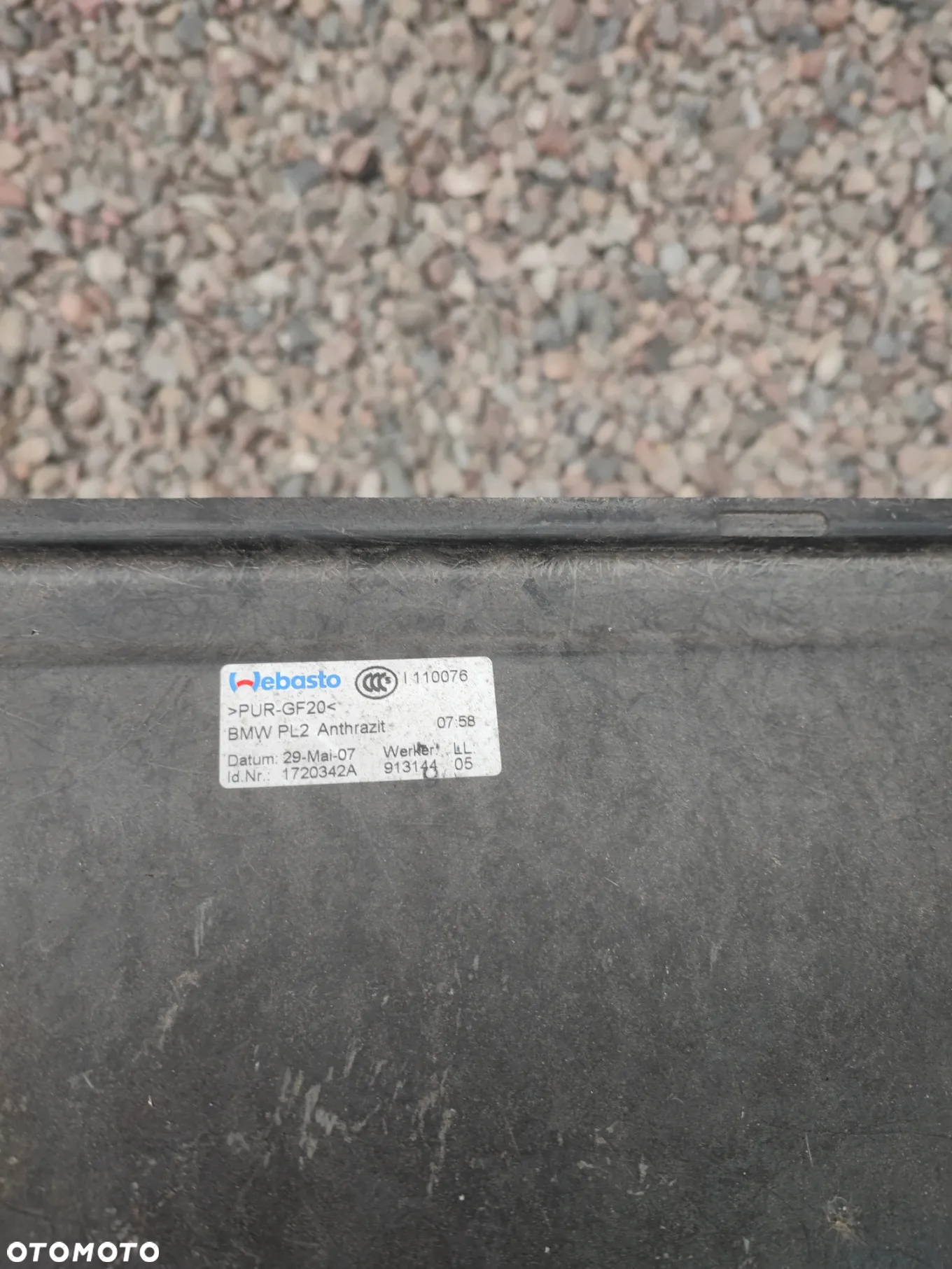 BMW E81 ORYGINALNA KOMPLETNA PODSUFITKA M-PAKIET POD SZYBERDACH / CZARNA PODSUFITKA + SŁONECZKA  + RĄCZKI ITP. O NR.  51 44 9 136 327 /  51 44 9 136 330 / 51 16 7 252 503 / 51 16 7 252 504 OEM W DOBRYM STANIE - 30