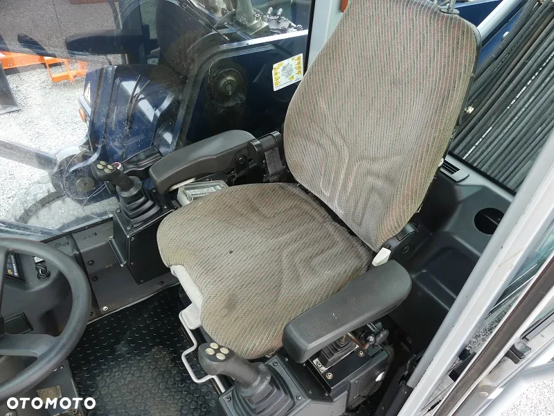 Fuchs MHL350 z Niemiec / Chwytak do złomu / - 9