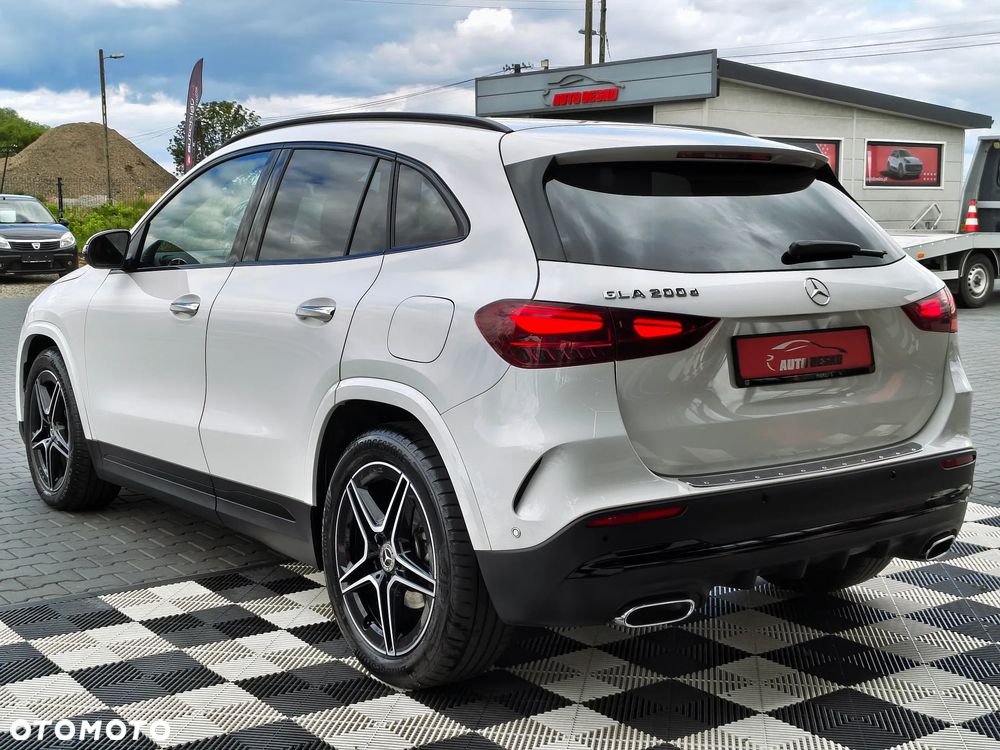Mercedes-Benz Gla 2024 photo 5