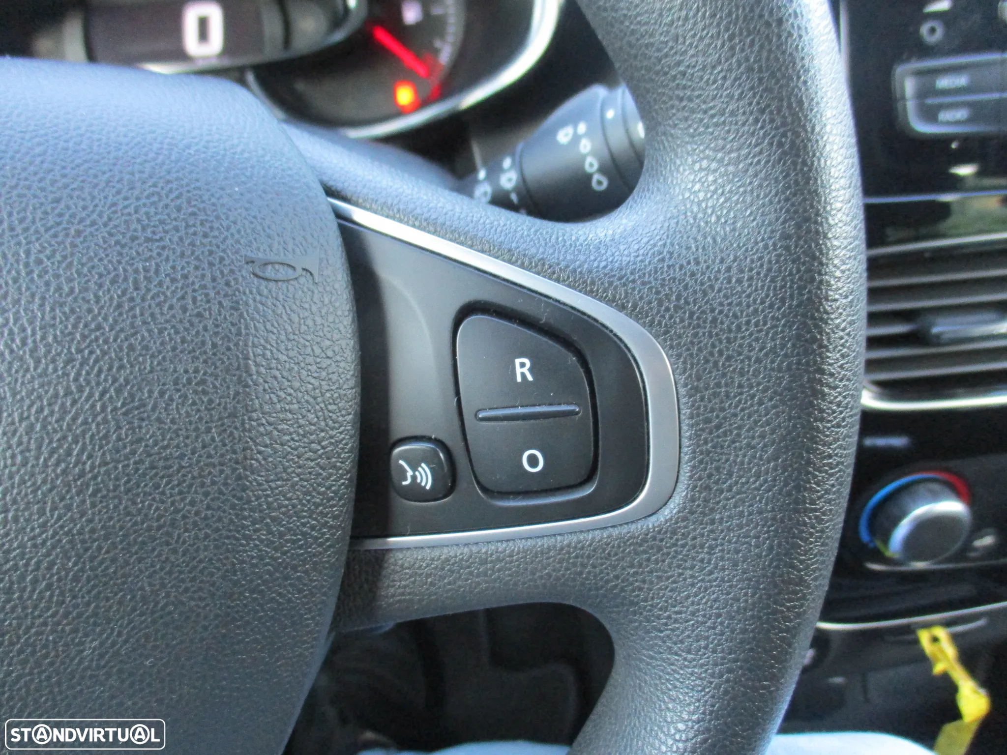Renault Clio 1.5 dCi Zen - 15