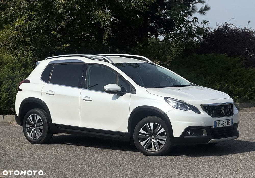 Peugeot 2008 PureTech 110 GPF Stop&Start EAT6 Allure - 15