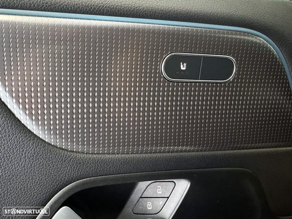 Mercedes-Benz GLA 250 e Progressive - 11