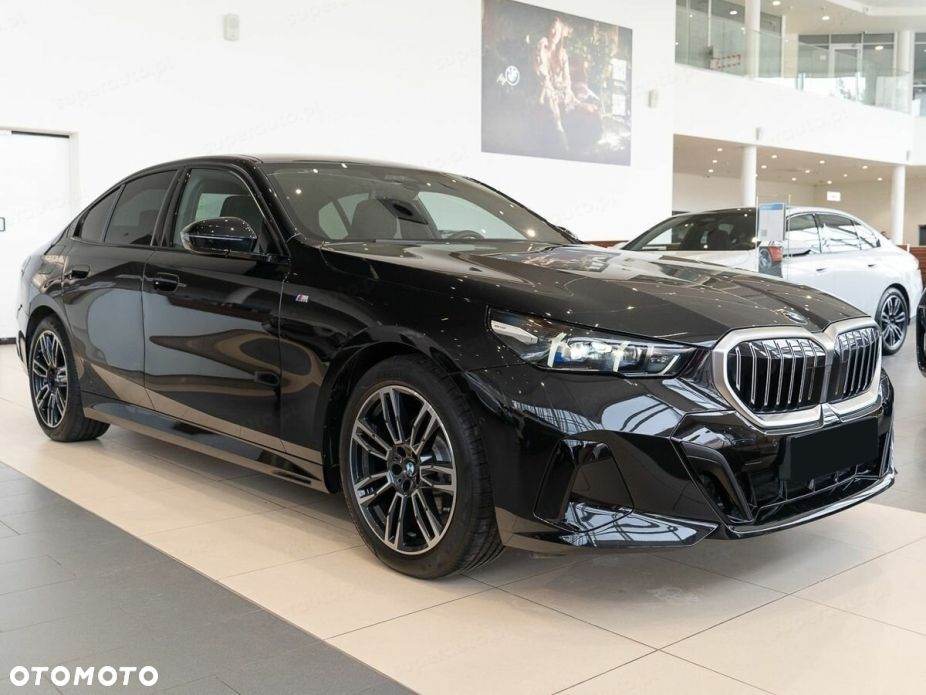 BMW Seria 5 520d mHEV M Sport - 8