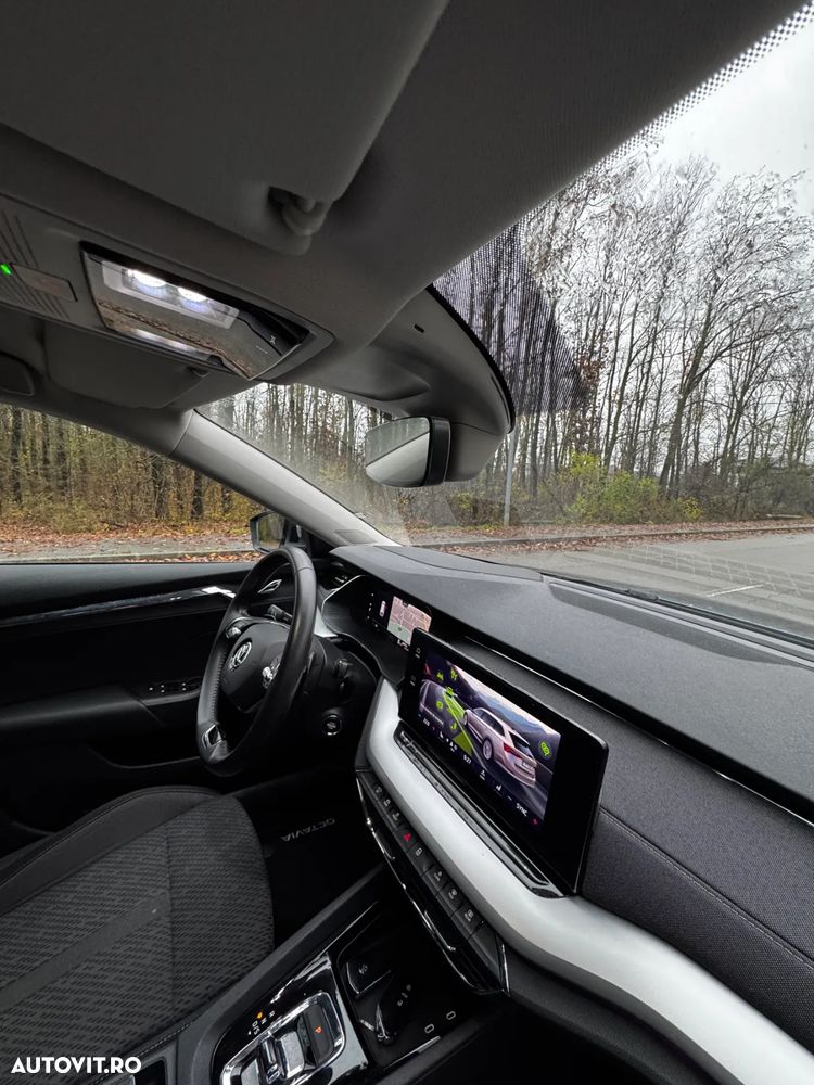 Skoda Octavia 2.0 TDI DSG Premium Edition - 24
