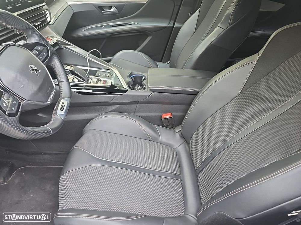 Peugeot 3008 1.5 BlueHDi GT EAT8 - 12