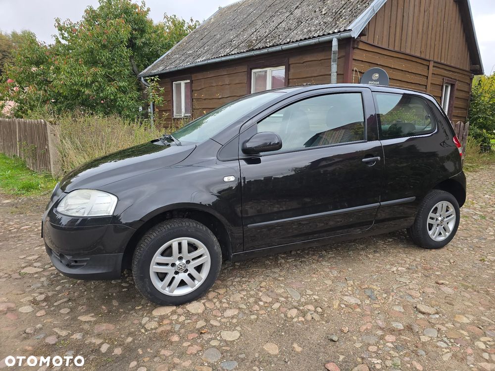 Volkswagen Fox 2006 photo 2