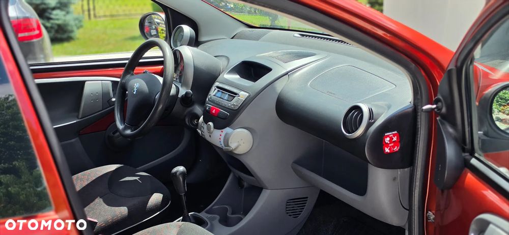 Peugeot 107 - 8