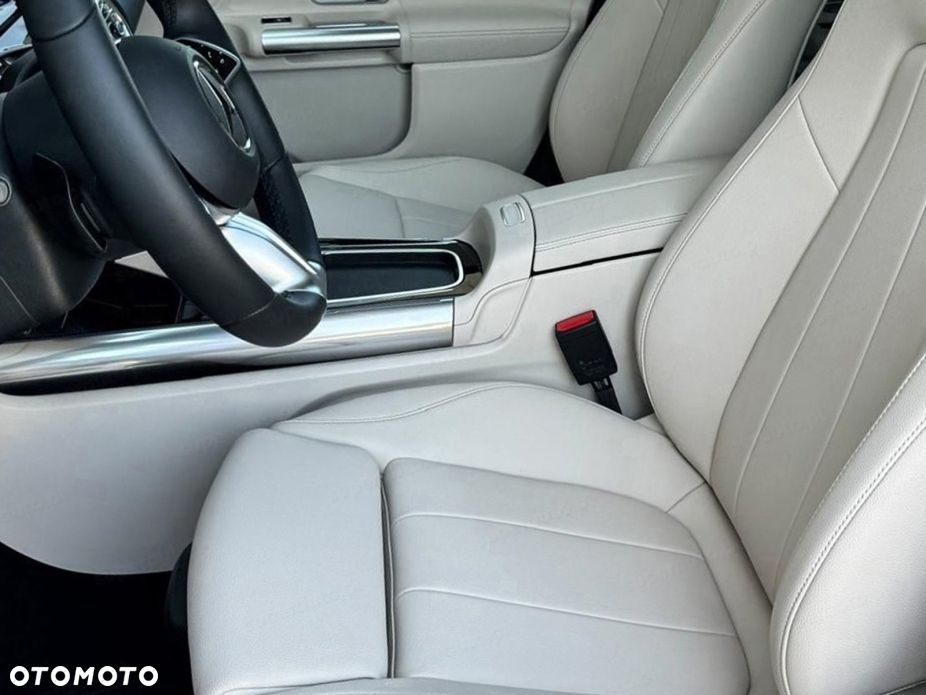 Mercedes-Benz GLA 200 mHEV Progressive 7G-DCT - 6