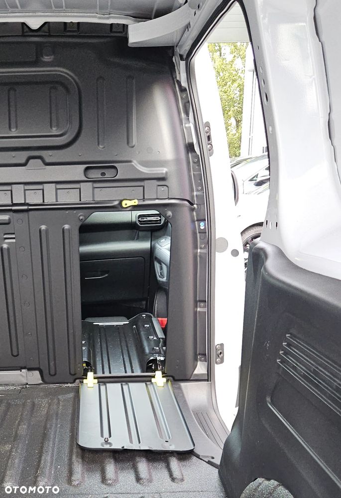 Toyota Proace City - 10