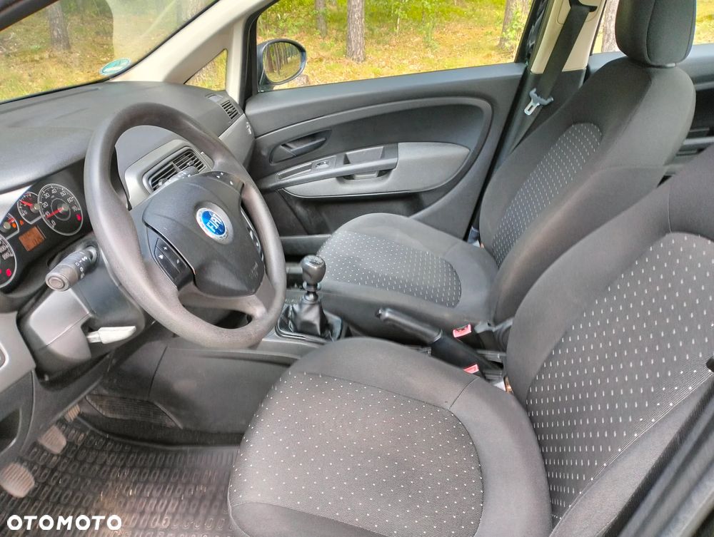 Fiat Punto 1.4 16V Dynamic - 38