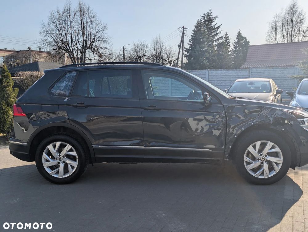 Volkswagen Tiguan 2.0 TSI 4Mot Life DSG - 4
