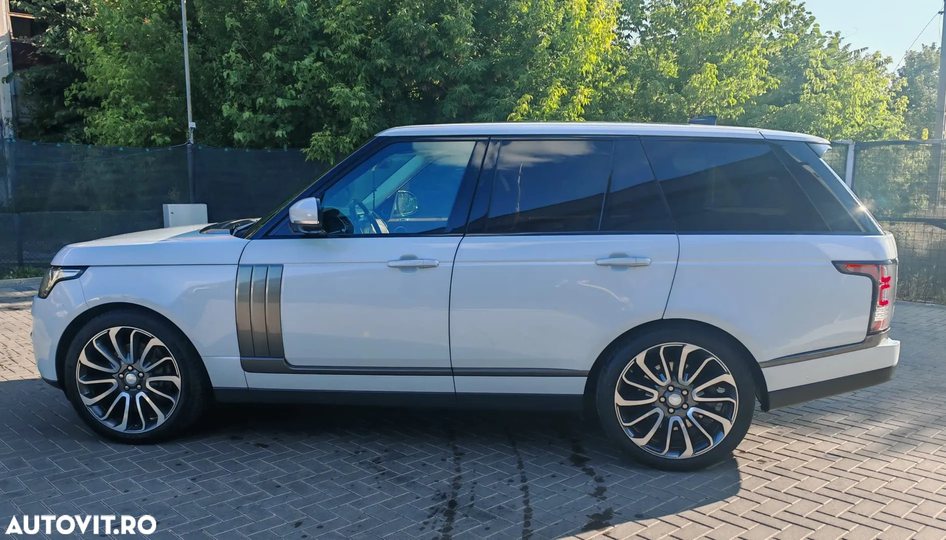 Land Rover Range Rover 4.4 I SDV8 Autobiography - 3