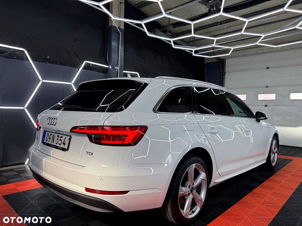 Audi A4 Avant 2.0 TDI ultra sport - 10