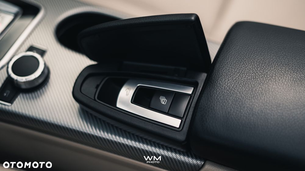 Mercedes-Benz SLC 300 9G-TRONIC - 28