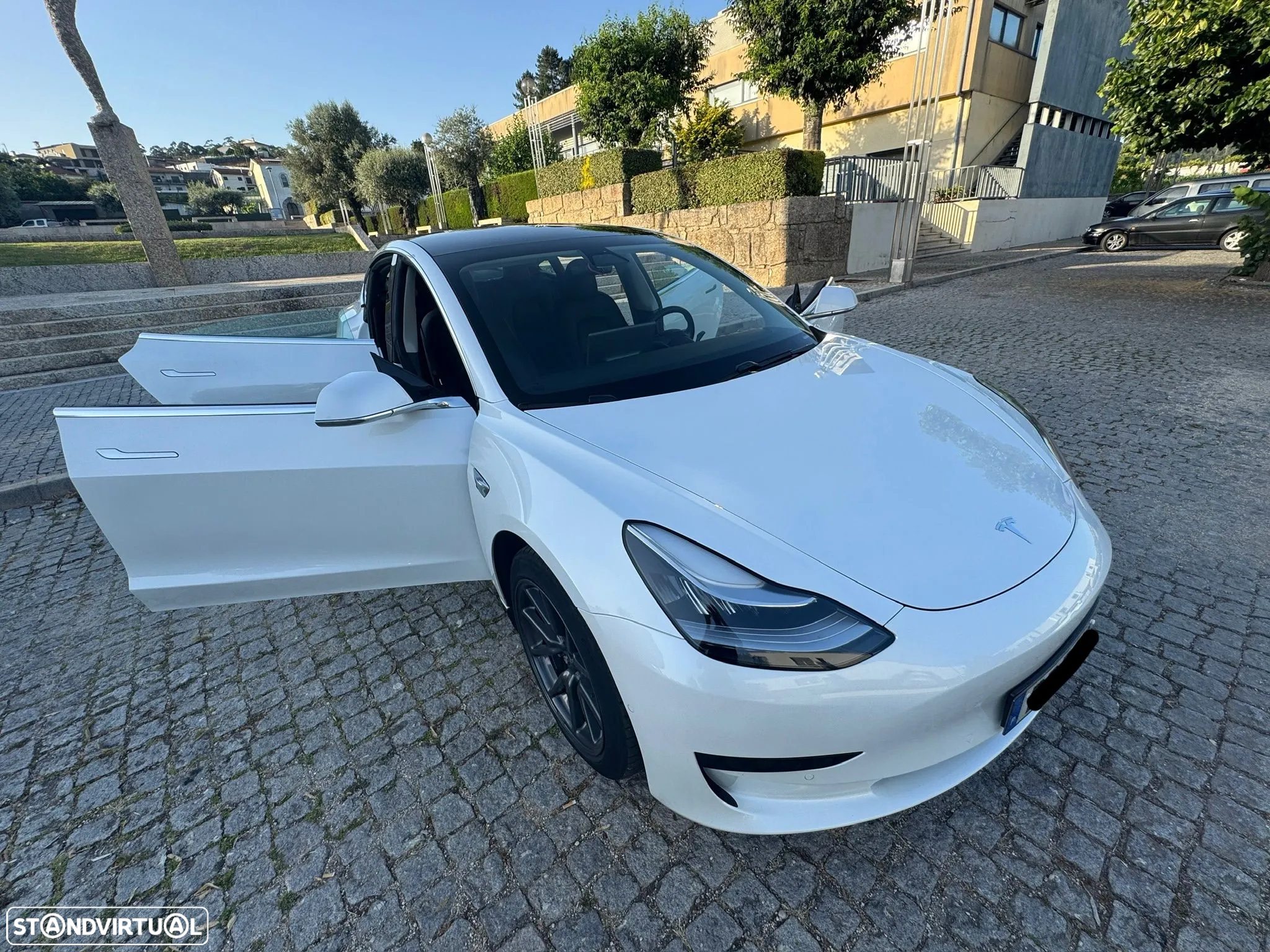 Tesla Model 3 Standard Range Plus RWD - 14