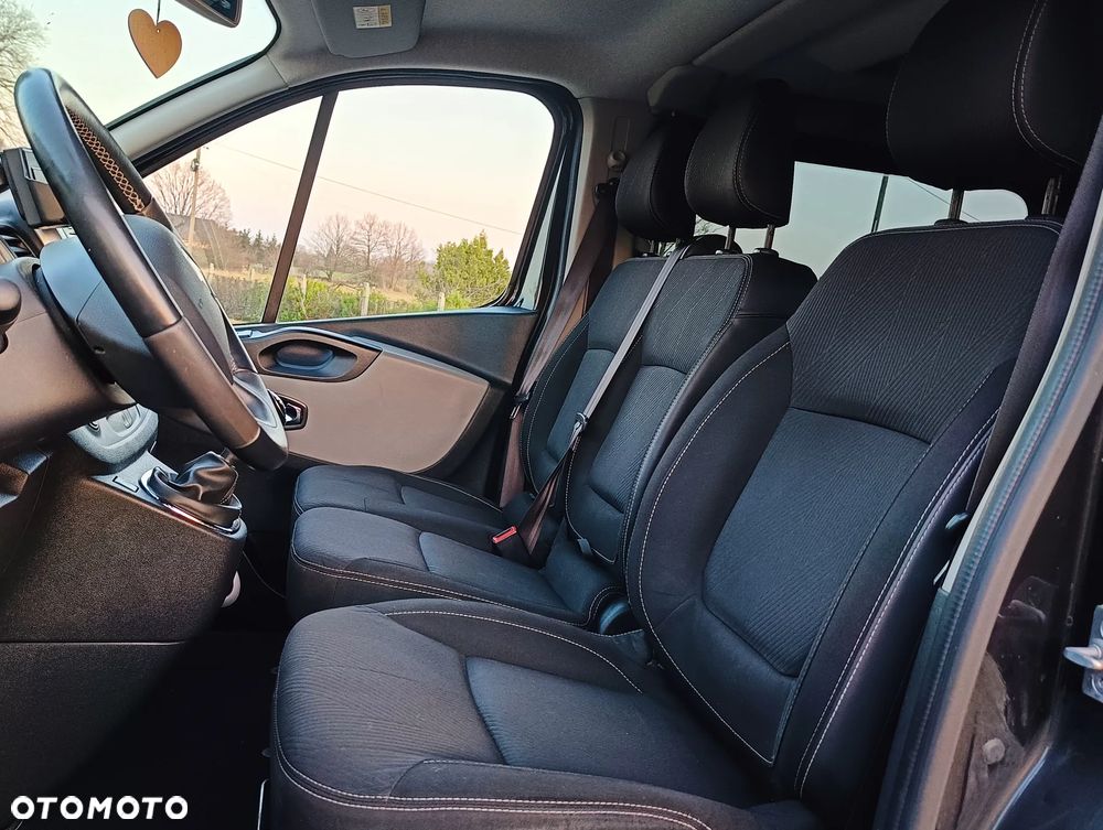 Renault Trafic Grand Combi Expression - 12