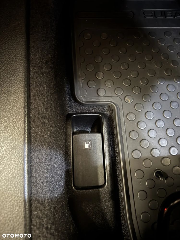 Subaru Outback 2.5 - 20